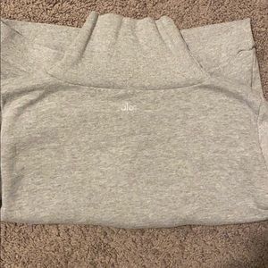 Alo sweatshirt